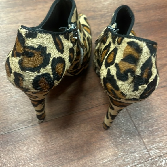 Sam Edelman - Picture 3 of 4